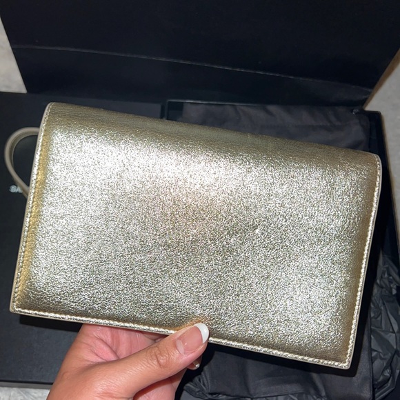 Gold YSL convertible wallet/crossbody - Picture 4 of 5